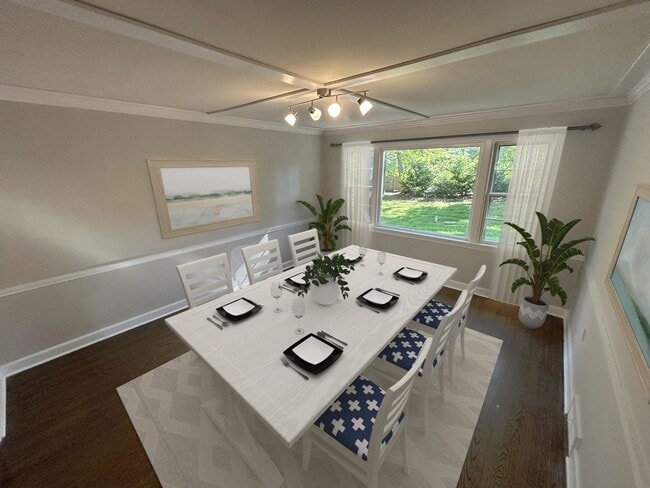 Photo - 6 Bedroom/3 Bathroom Available in Wayne!