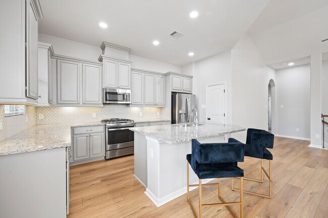 Photo - 18554 Jasmine Garden Pl