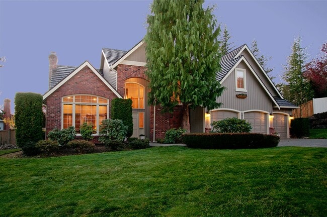 Photo - Elegant Forest Ridge Home in Bellevue