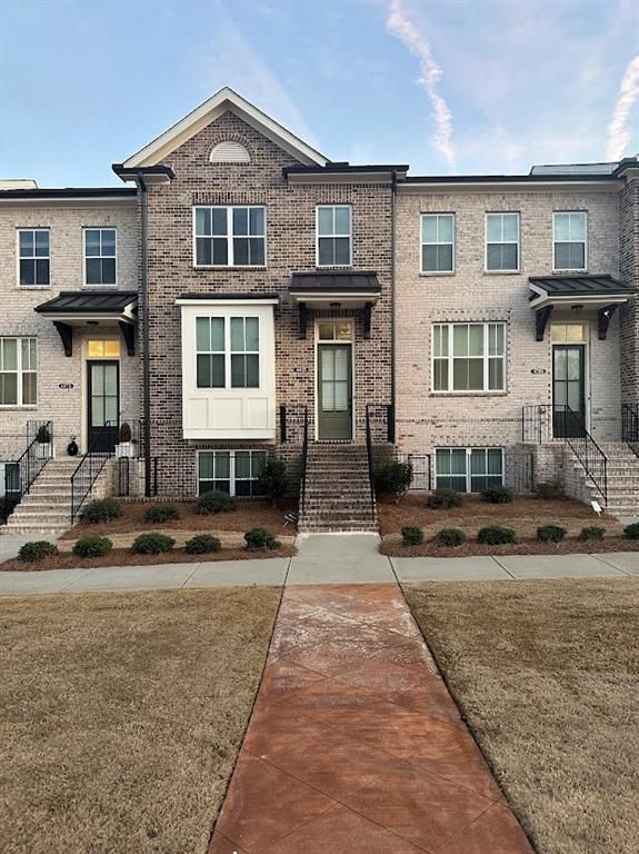4405 Sims Pk Overlook