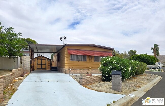 Photo - 69490 Parkside Dr House