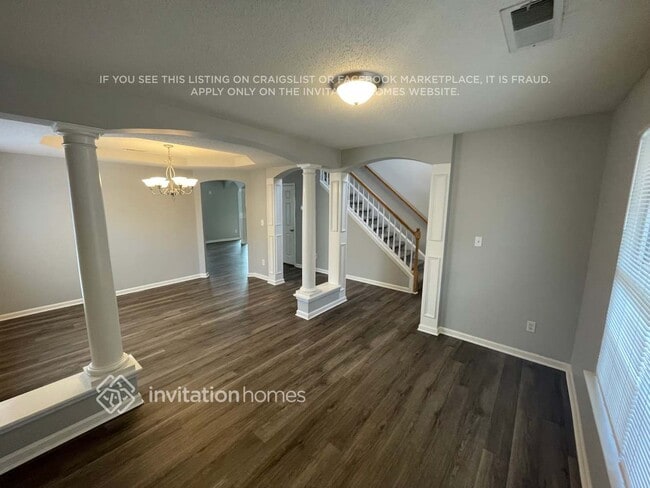 Photo - 5345 Kim St SW