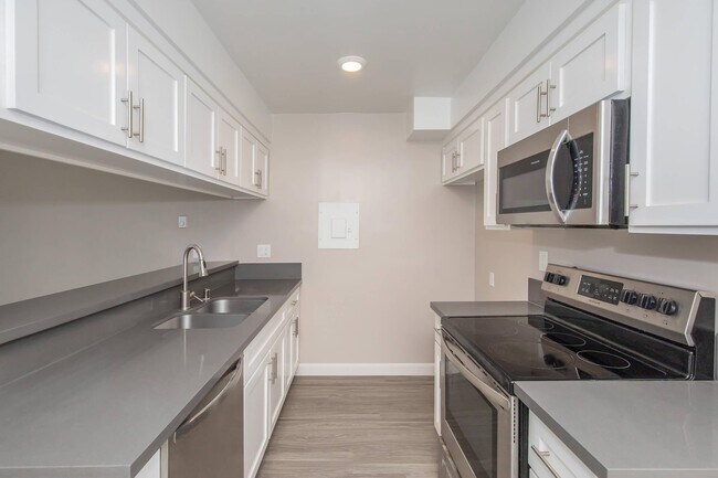 Photo - The Wardlow Apartments