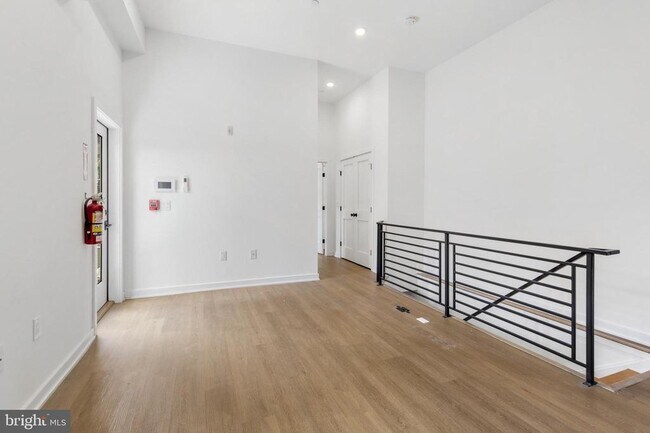 Photo - 1134 Pine St Unit 1