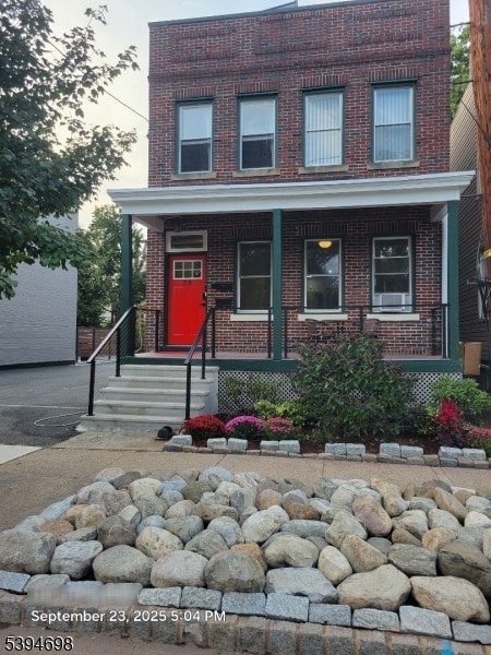 Photo - 28 Willowdale Ave