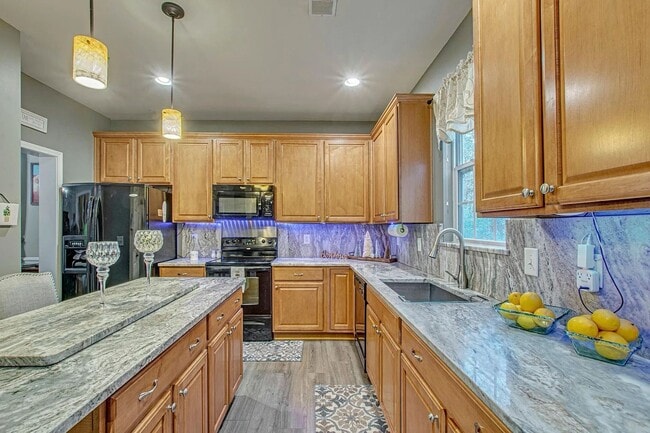 Photo - Comfort, Space & Convenience in Summerville