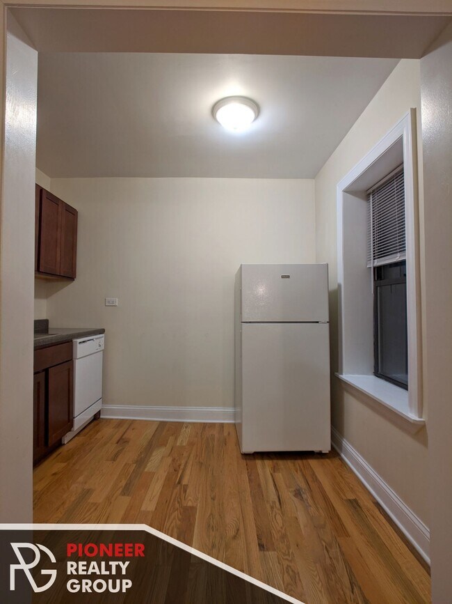 Photo - 1350 N Dearborn St Unit #1347-203