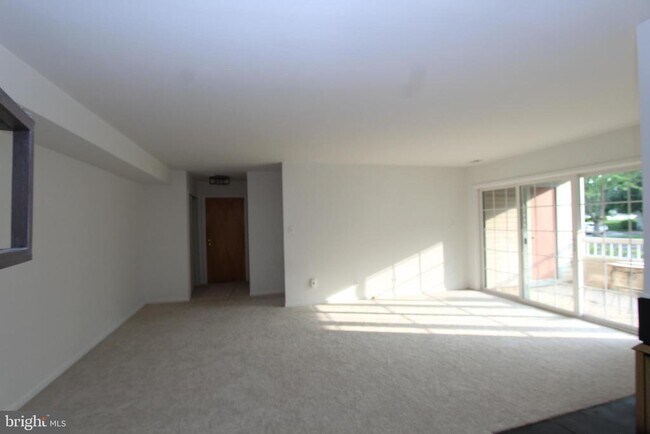 Photo - 101 Claridge Ct Unit 1