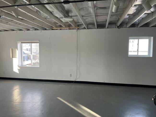 Photo - 5701 NW Radial Hwy Unit White Wall Studio