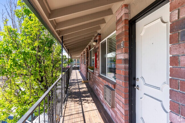 Community View - Upper Walkway