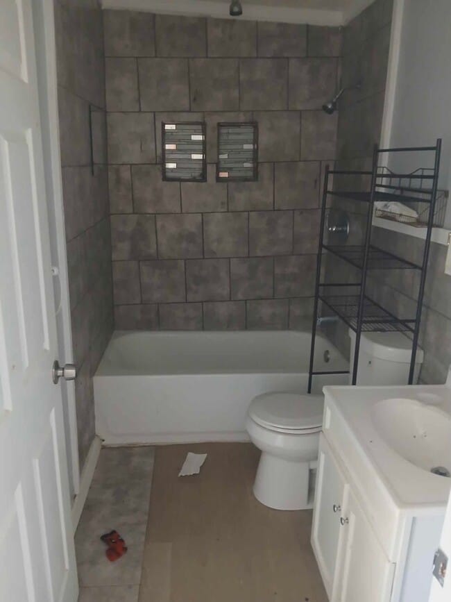 Photo - HILLSBORO - Ranch Style Home with Covered Front Porch - $750 MONTH / $999 DOWN