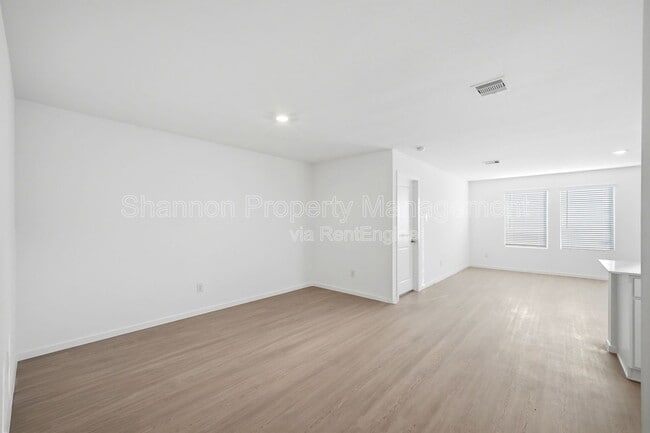 Photo - 25585 Rose Creek Dr