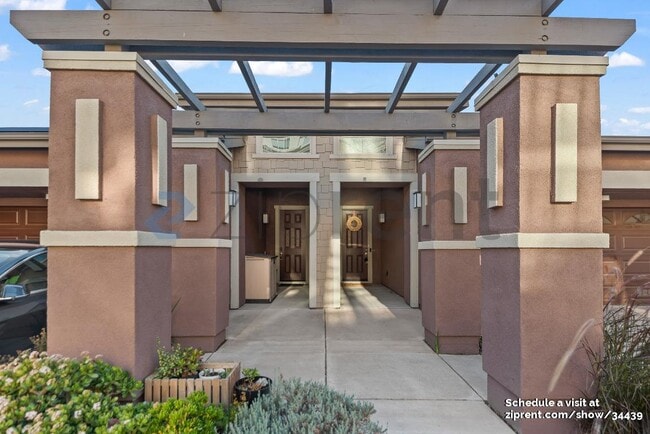 Photo - 6495 Bayview Dr