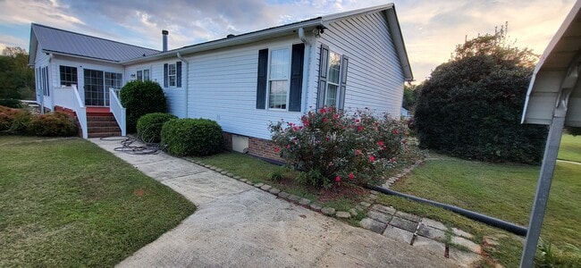 Photo - 338 Hicks Farm Rd