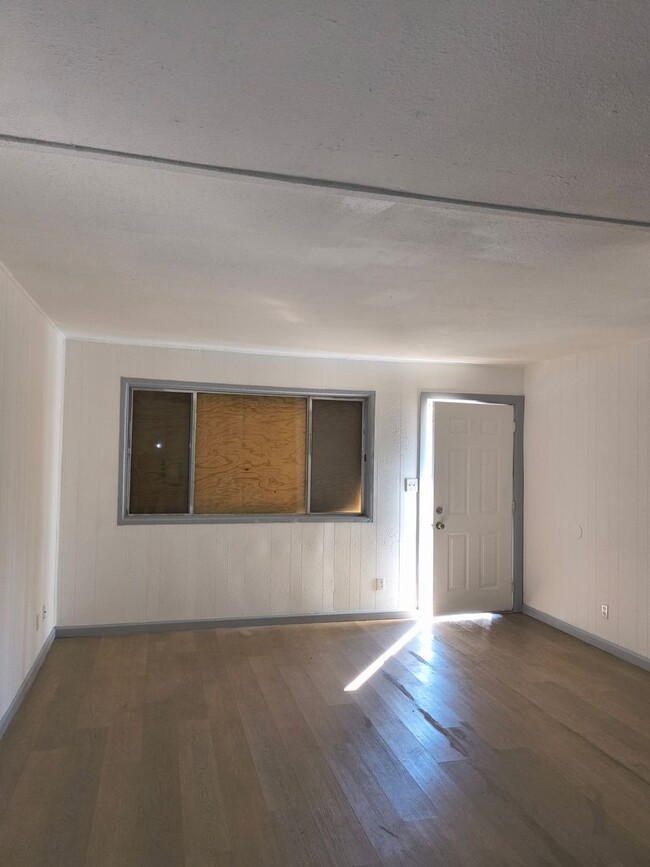 Photo - LIMITED TIME**NO APPLICATION FEE**1/2 OFF ...