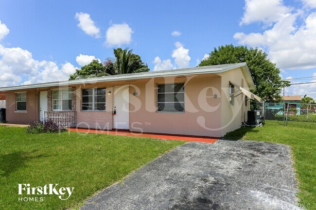 Photo - 1901 SW 67th Terrace