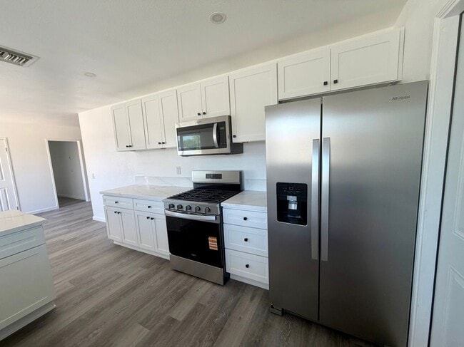 Photo - 31060 Balsa Ave