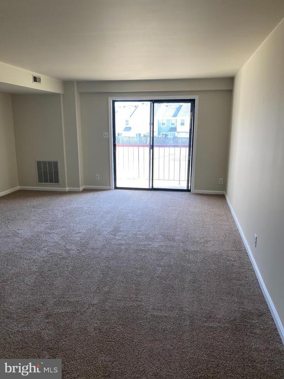 Photo - 200 Chesterfield Ln Unidad 203