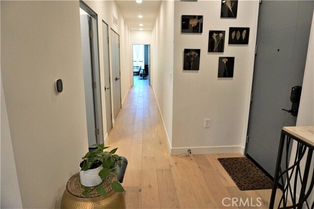Photo - 5110 Whitsett Ave Unit 105