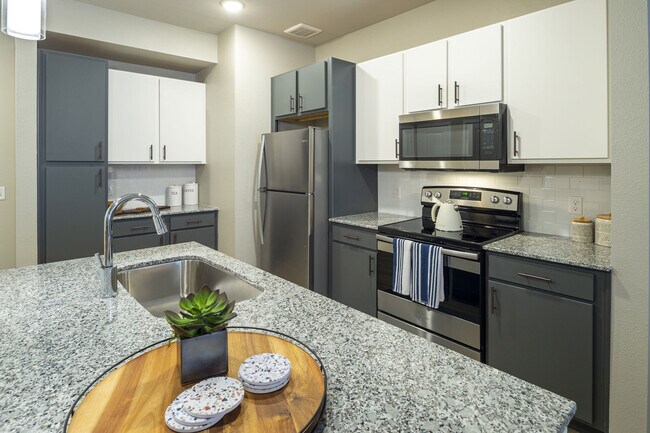ascend at lakeview apartments for rent in richmond tx forrent com