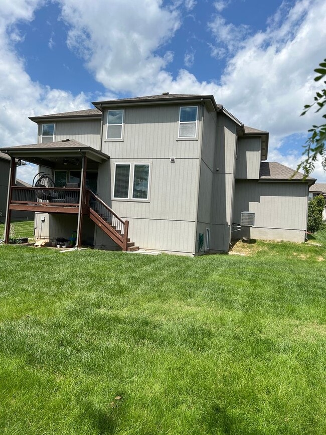 Photo - LOOK AT THIS GEM! Schedule A Tour Today!! Don't miss out on the Spring Special that was just ad...