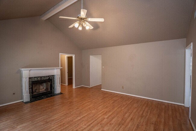 Photo - 4 Bedroom Home in North Little Rock with S...