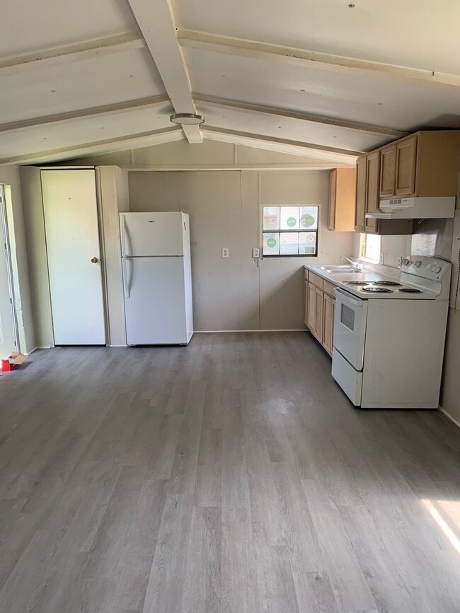 Photo - Spartanburg, 2 bedrooms, 1 bath. $800 a month, NO PETS, 803-537-0185