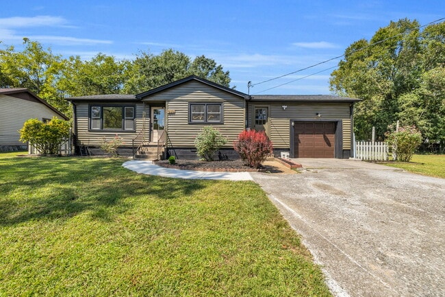 Building Photo - 285 Dixie Dr Rental