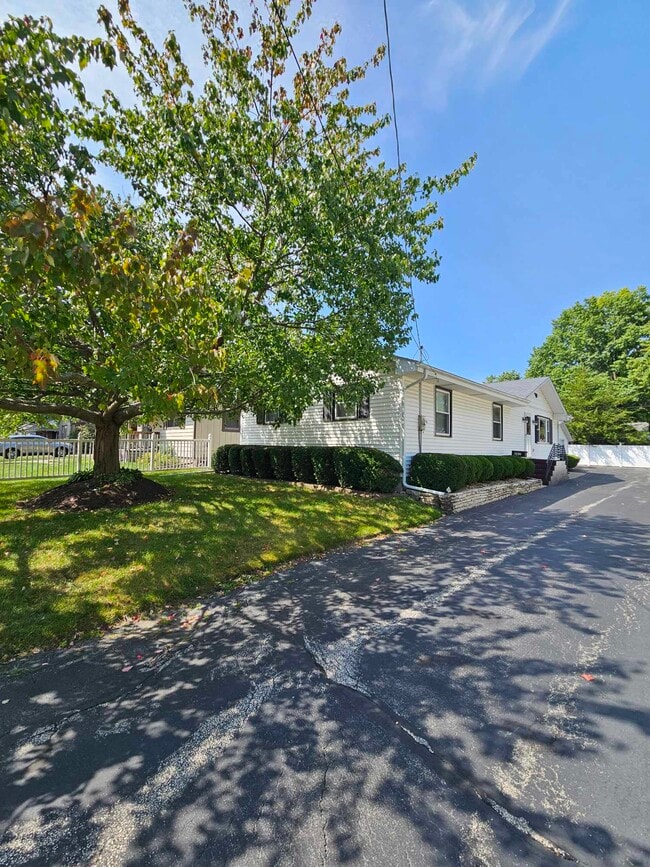 Photo - 302 Merrill Ave House