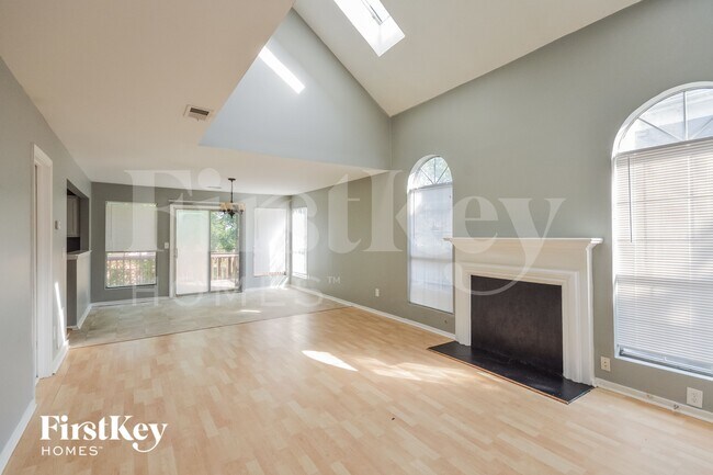 Photo - 1240 Woodstream Dr