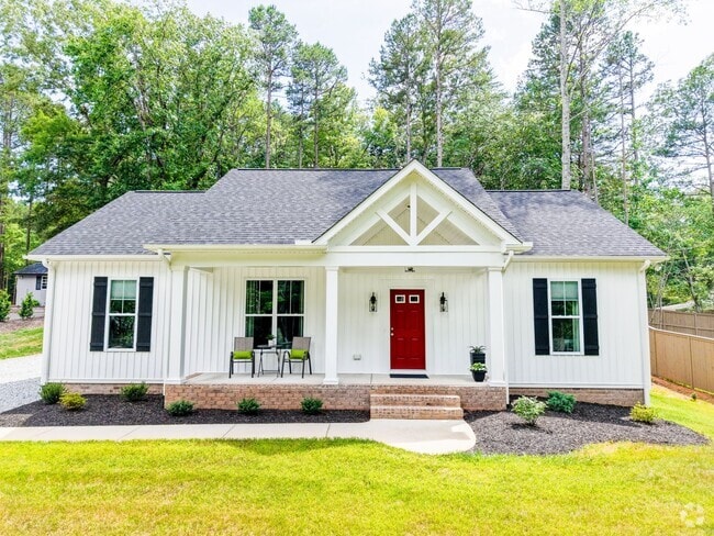 Building Photo - Elevate Your Living Experience and Unlock ... Rental