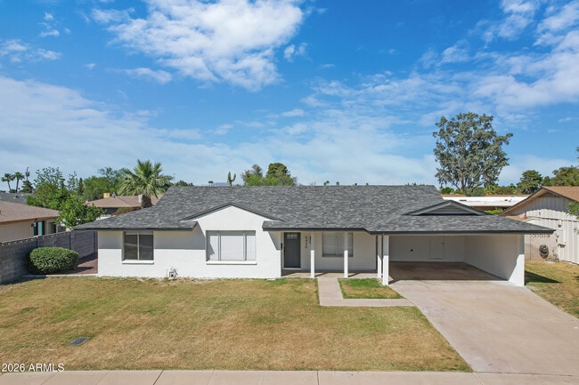 Building Photo - 8426 E Monterey Way