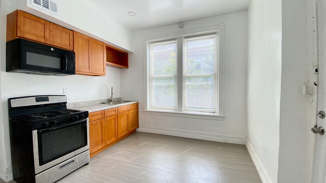 Photo - 6712 S Wabash Ave