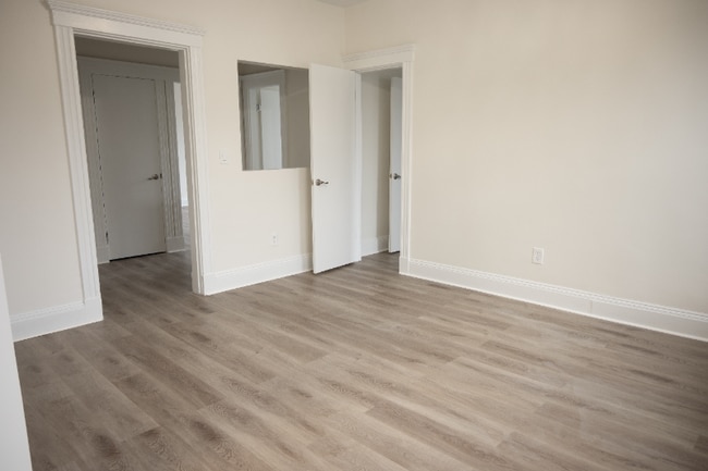 Building Photo - 374 Chestnut Hill Ave Rental