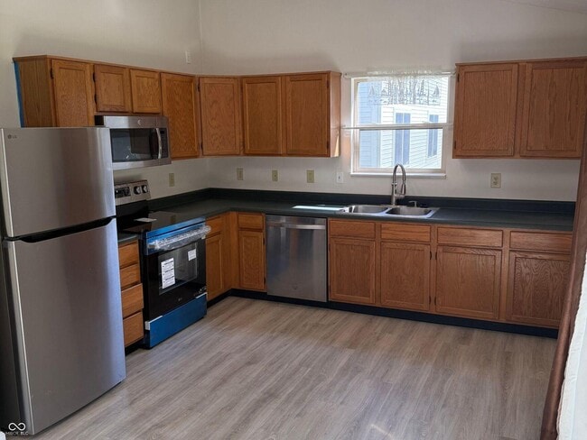 Photo - 1266 Auburn Dr