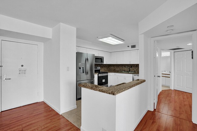 Photo - 3530 Mystic Pointe Dr Condo Unit 1812