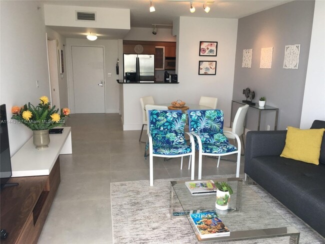 Photo - 335 S Biscayne Blvd Unit 3910