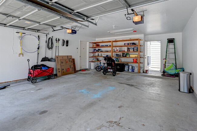 Photo - 1107 Parkhaven Ln