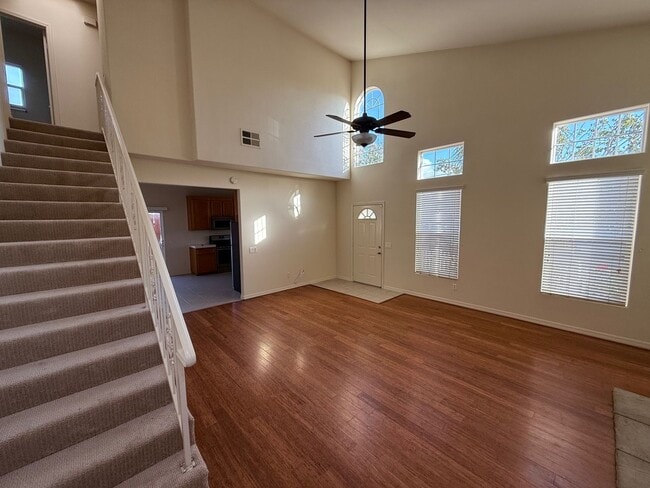 Photo - 1446 Holly Ave