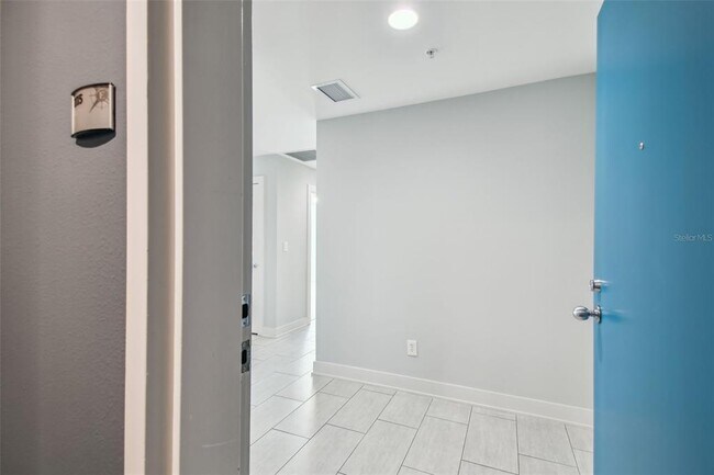 Photo - 1208 E Kennedy Blvd Unit 1115