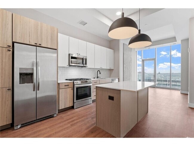 Building Photo - 360 N 5th St Unit 1018 Rental