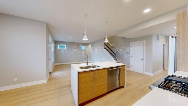 Photo - 16505 NW Liberty St