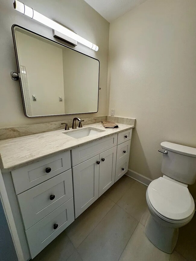 Photo - 2236 Northland Rd