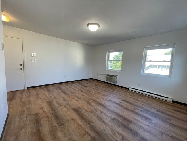 Photo - 19 Main St Unit 9