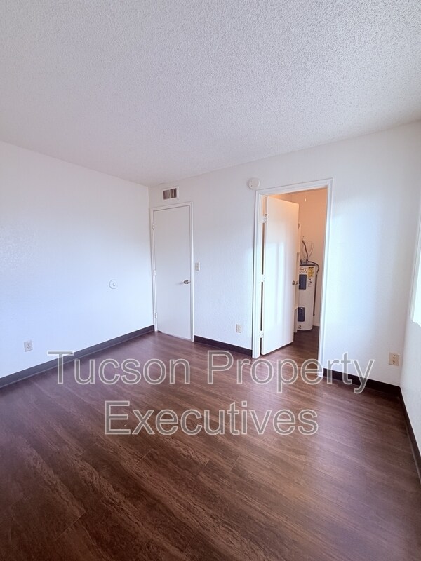 Photo - 660 S Tucson Blvd