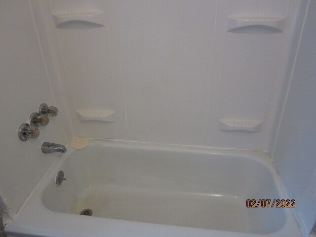 Bathroom - 570 S Main St Unit 1