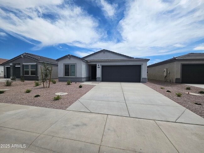 Photo - 1185 N 13th St