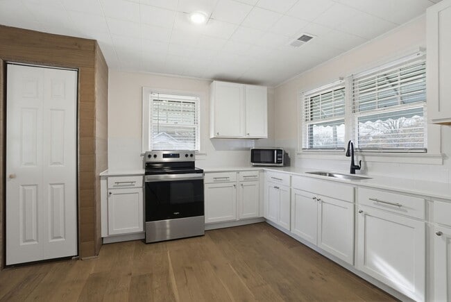 Photo - 3 Bedroom Newly Renovated Home in Central SC