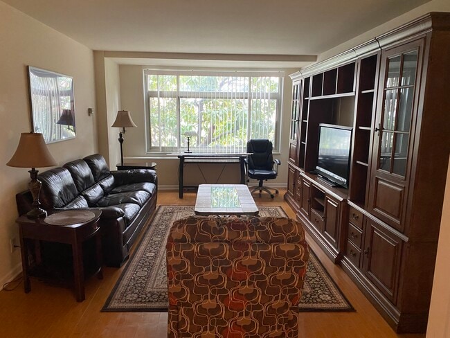 GWU Foggy Bottom 2401 H Street, NW, Washington, DC 20037 - 2401 H St NW Unit 407