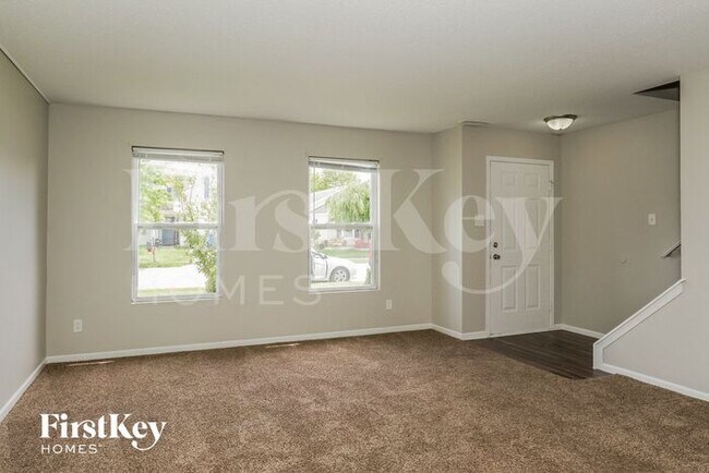 Photo - 831 Olmsted Dr